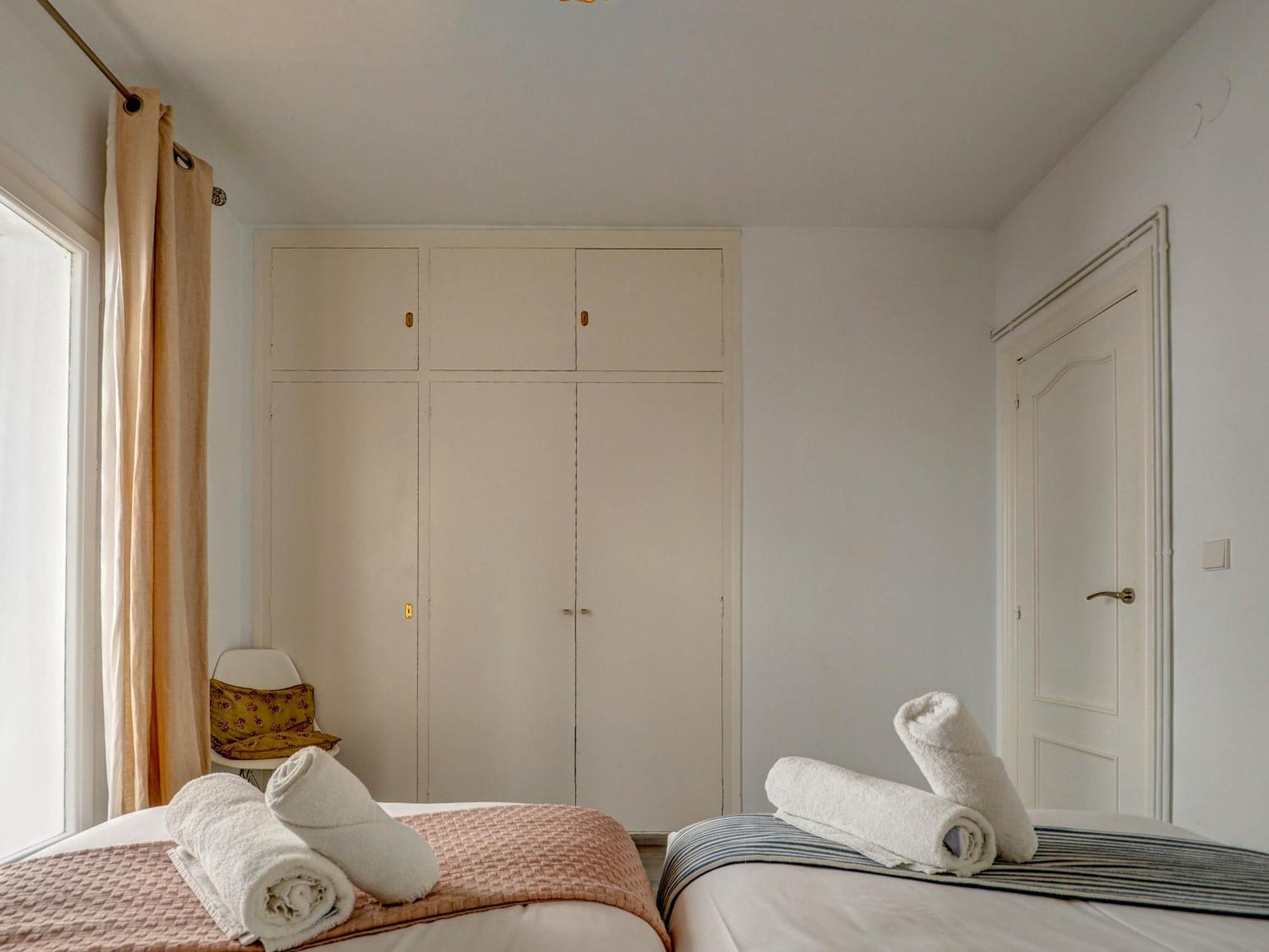 The Lilium Apartment By Hello Homes 시체스 외부 사진