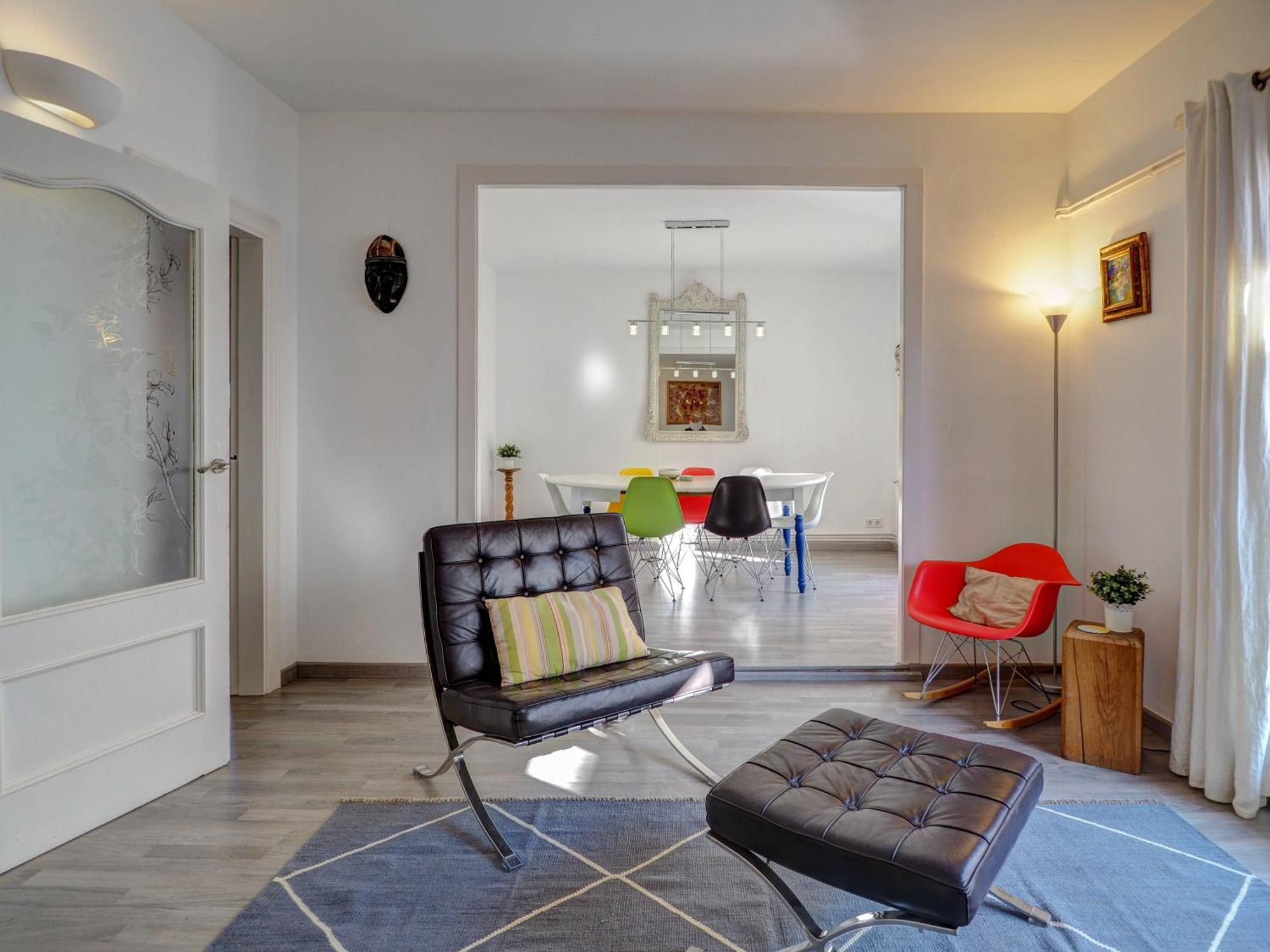 The Lilium Apartment By Hello Homes 시체스 외부 사진